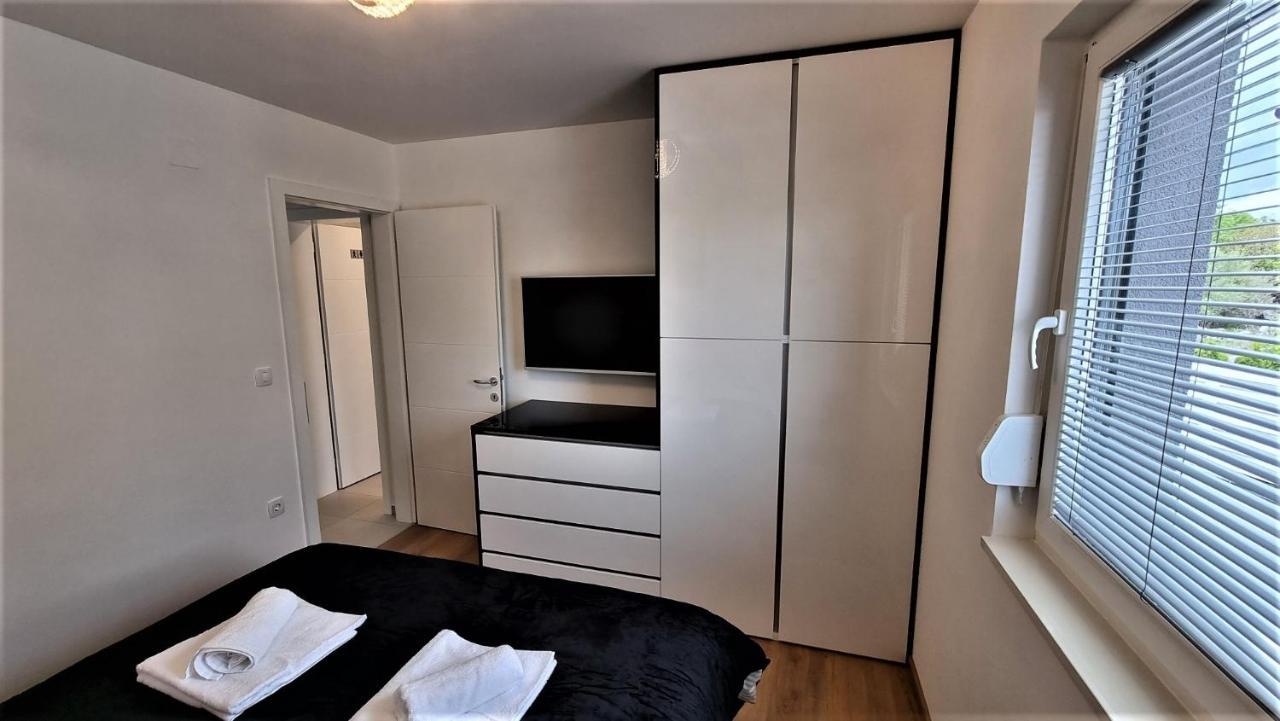 Bartol Luxury Apartments Krk Croatia, With Own Hot Tub - Whirlpool Krk Town Buitenkant foto