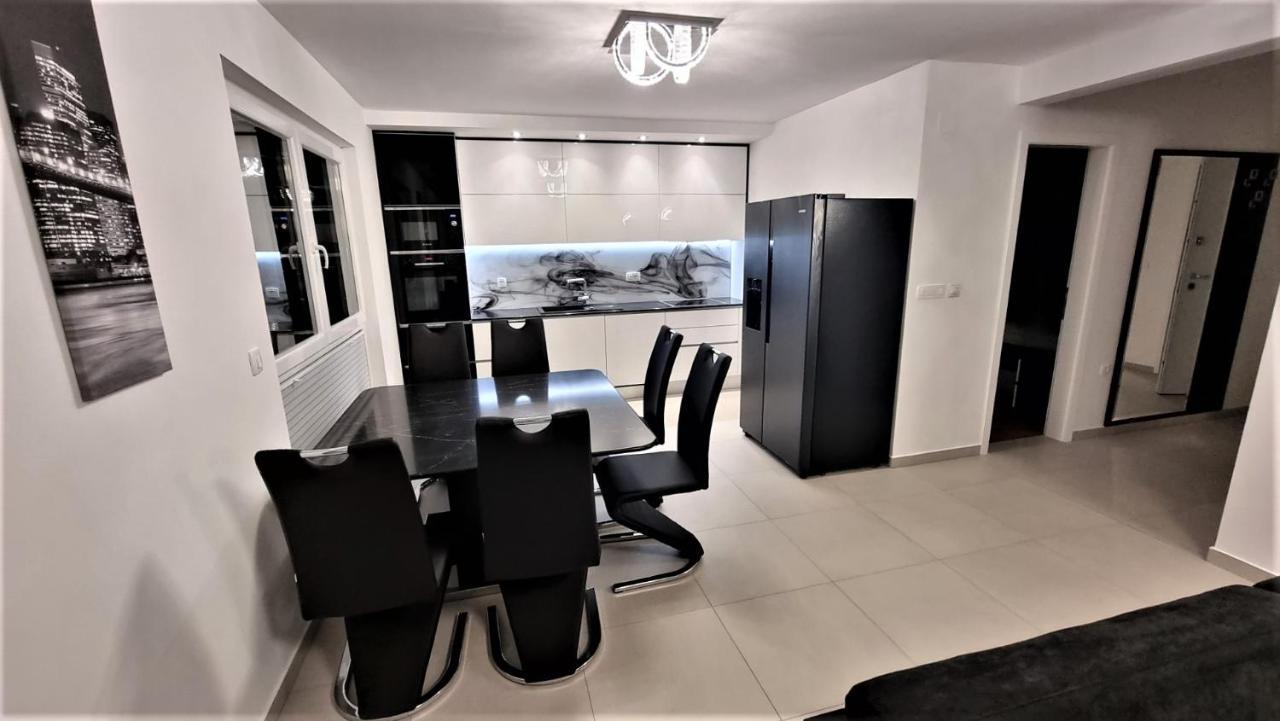 Bartol Luxury Apartments Krk Croatia, With Own Hot Tub - Whirlpool Krk Town Buitenkant foto