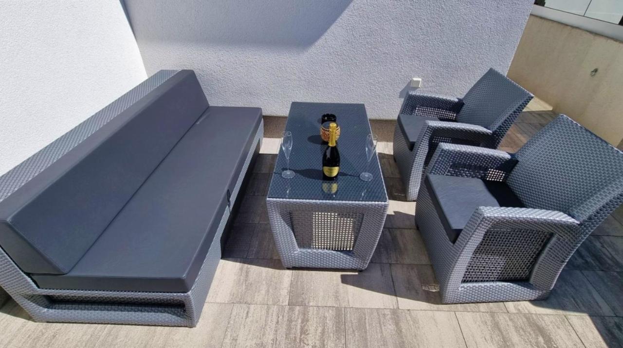 Bartol Luxury Apartments Krk Croatia, With Own Hot Tub - Whirlpool Krk Town Buitenkant foto