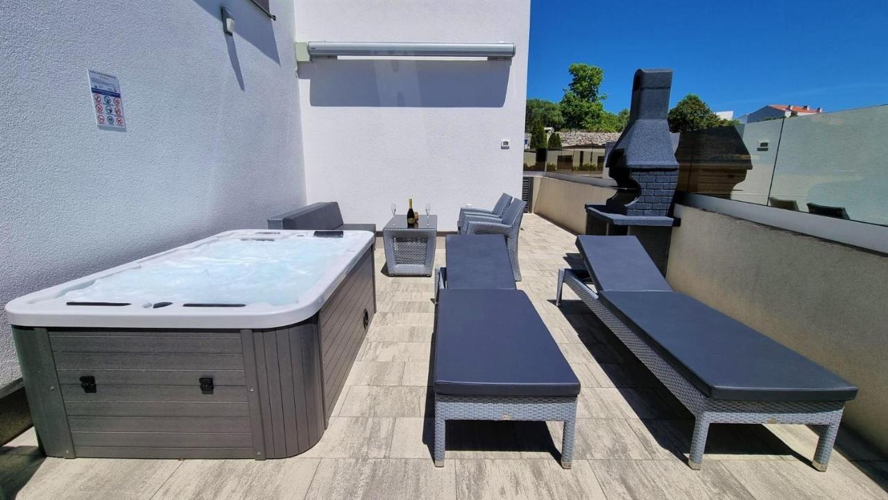 Bartol Luxury Apartments Krk Croatia, With Own Hot Tub - Whirlpool Krk Town Buitenkant foto