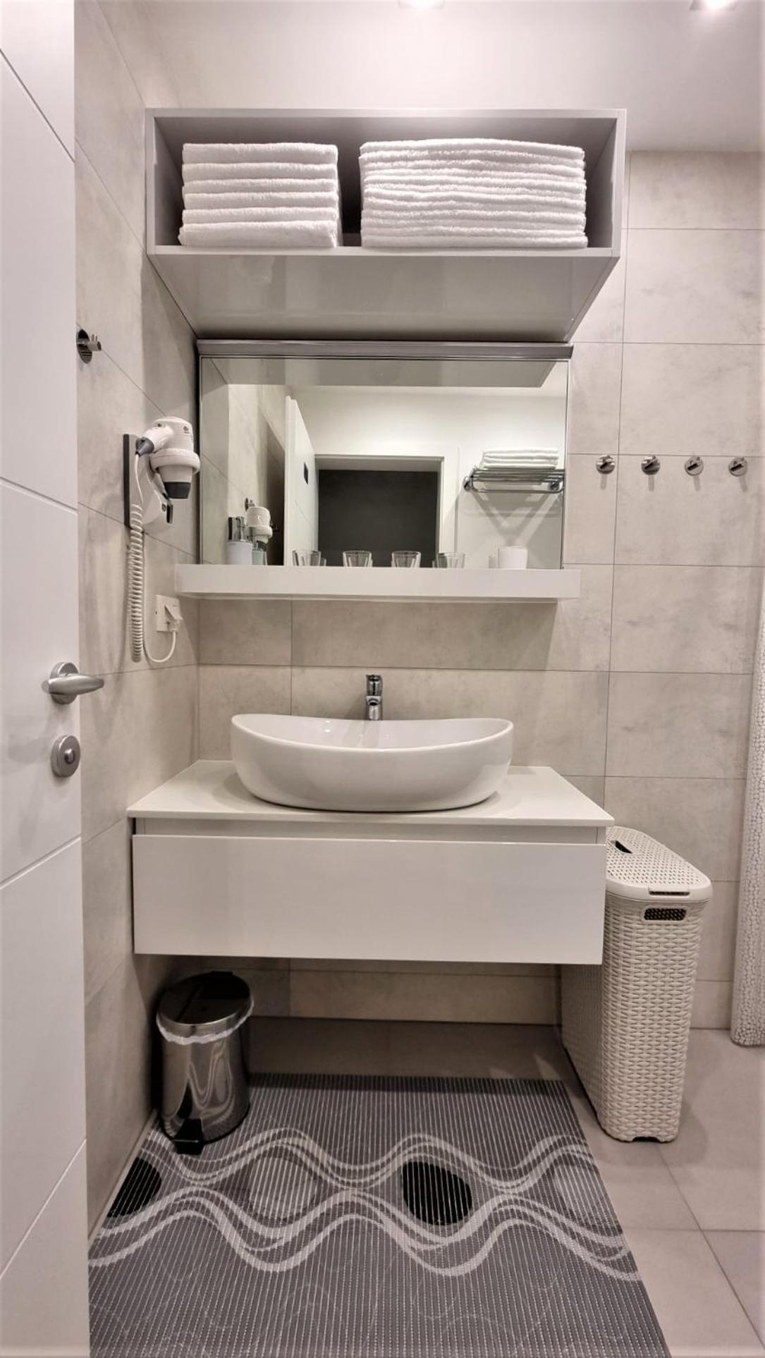 Bartol Luxury Apartments Krk Croatia, With Own Hot Tub - Whirlpool Krk Town Kamer foto